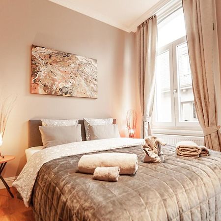 Luxury Suites Palace By Rikas Hotels Anvers Dış mekan fotoğraf