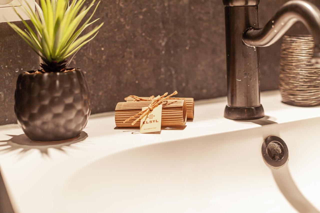Luxury Suites Palace By Rikas Hotels Anvers Dış mekan fotoğraf